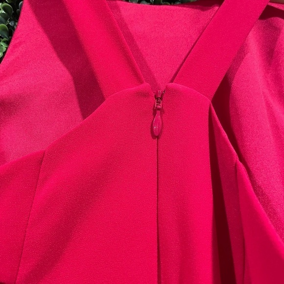 Halston Heritage Fuchsia Twist Gown - Picture 4 of 9
